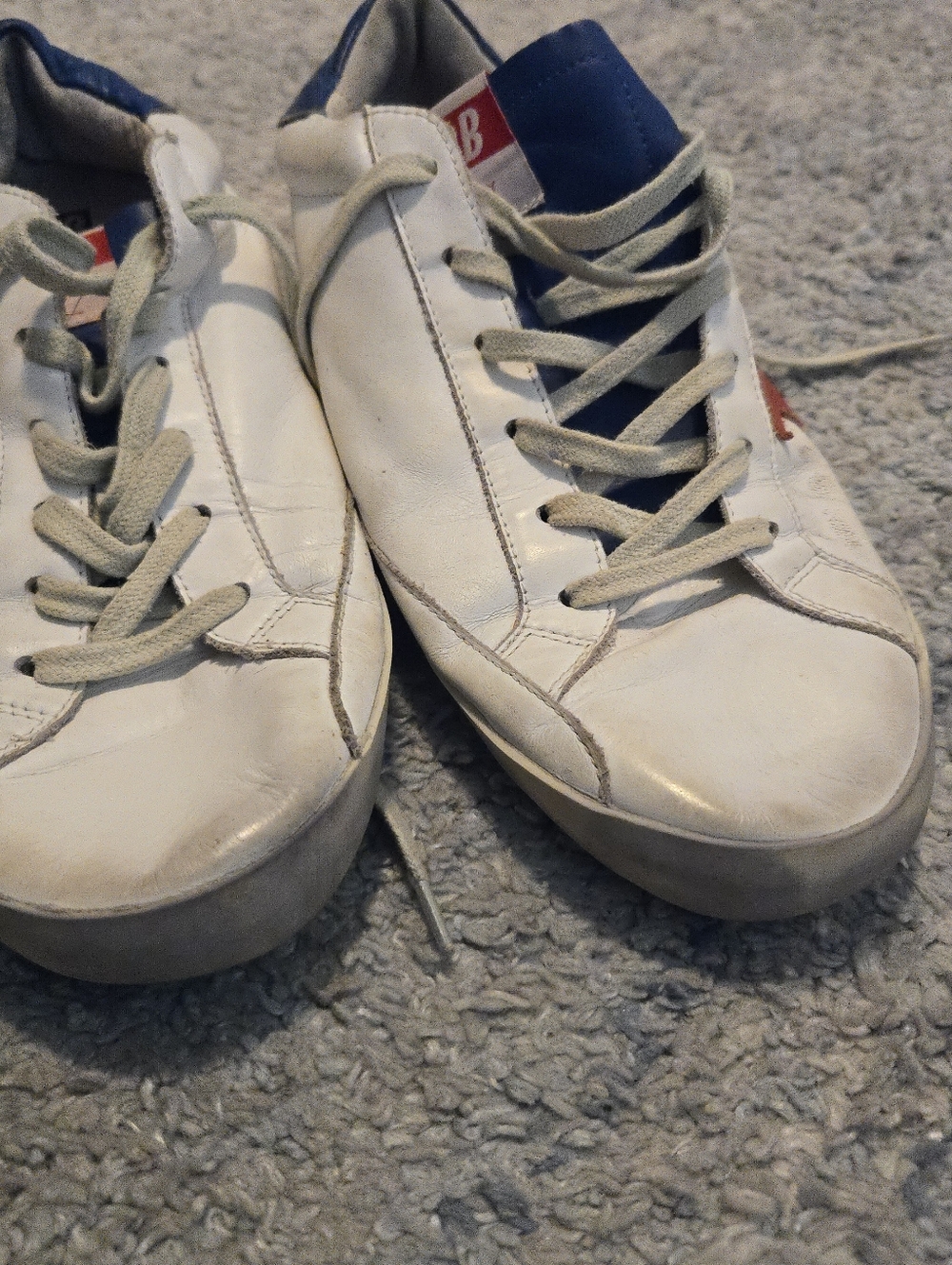 Golden Goose Super-Star Sneakers White Leather Red Star Blue Heel Tab EU 42.5 - Picture 15 of 15